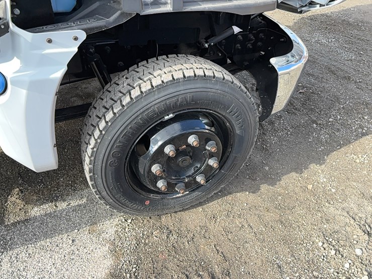 new-unused-chevy-5500-cab-&-chassis-image-18