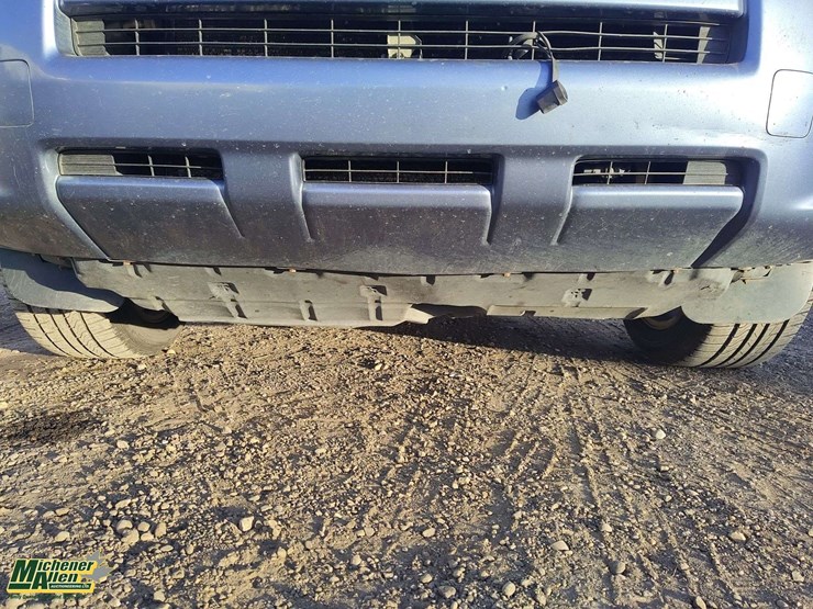 2011-toyota-rav4-image-35