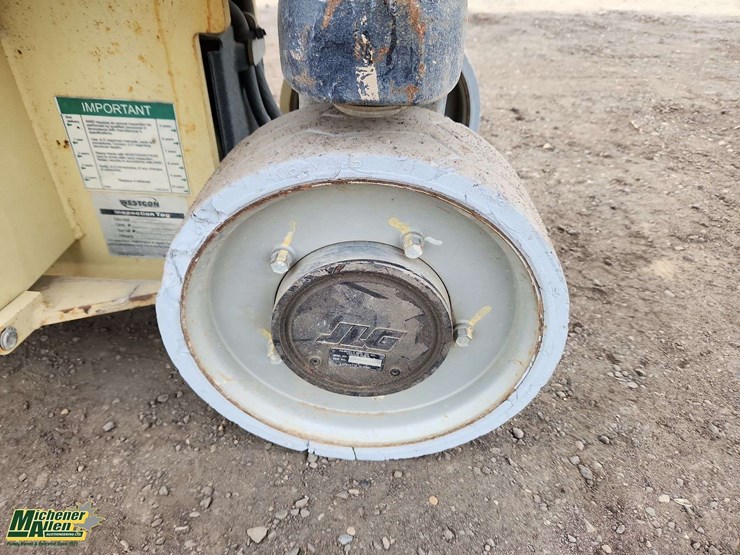 2007-jlg-2030es-image-13