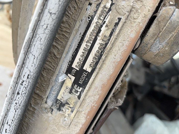 2000-advance-cm3ap6811-concrete-mixer-truck-vn:5dg8au4t0y0007567-image-16