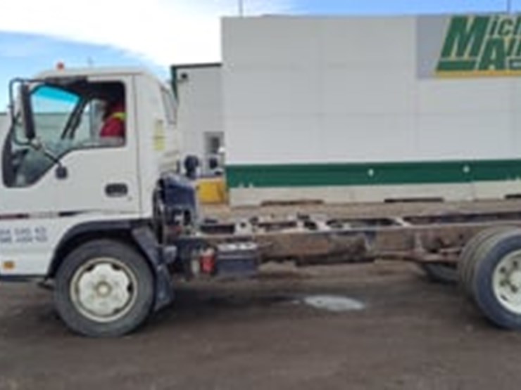 2007-gmc-w5500-image-5