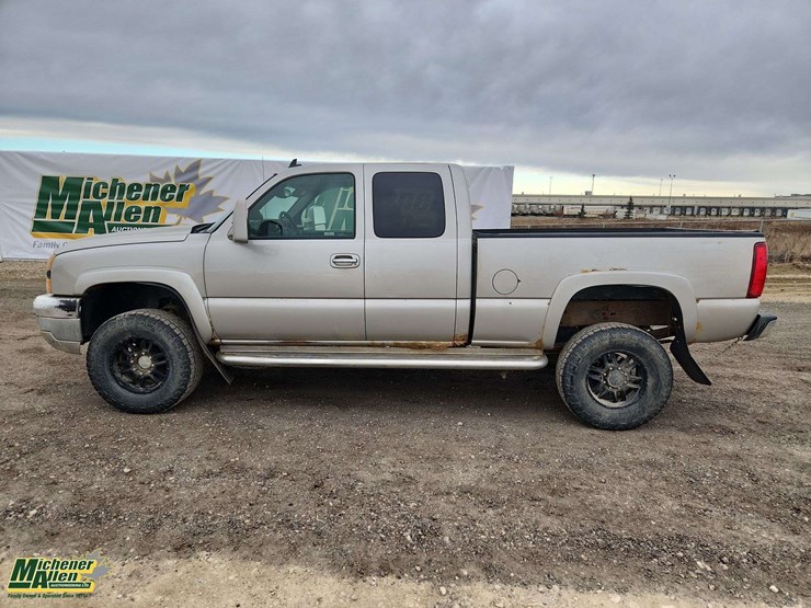 2006-chevrolet-silverado-2500hd-image-6