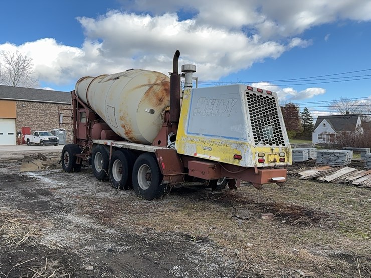 1999-advance-cm3ap6811-concrete-mixer-truck-vn:1a9tac4s0x0007083-image-4