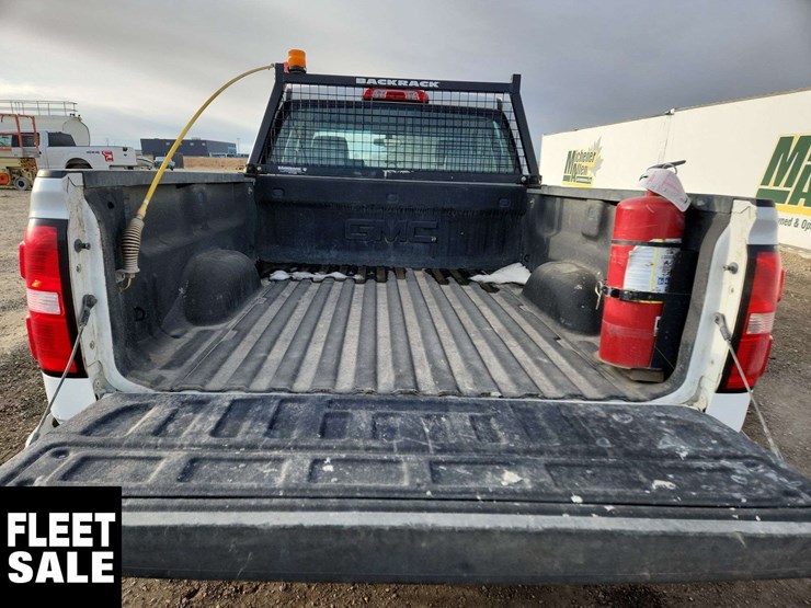 2017-gmc-sierra-1500-image-22