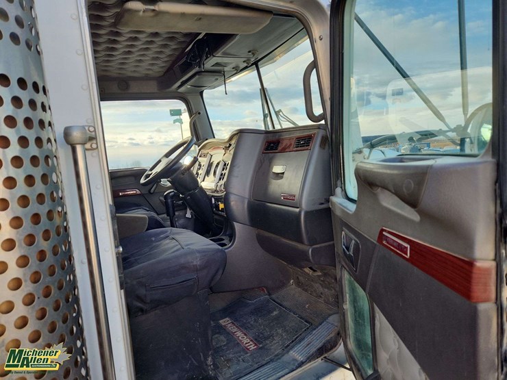 2006-kenworth-t800-image-38