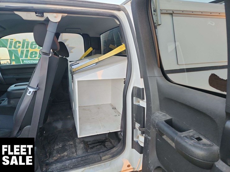 2013-gmc-sierra-1500-sle-image-25