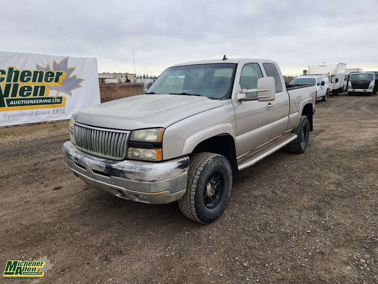 2006-chevrolet-silverado-2500hd-image-1
