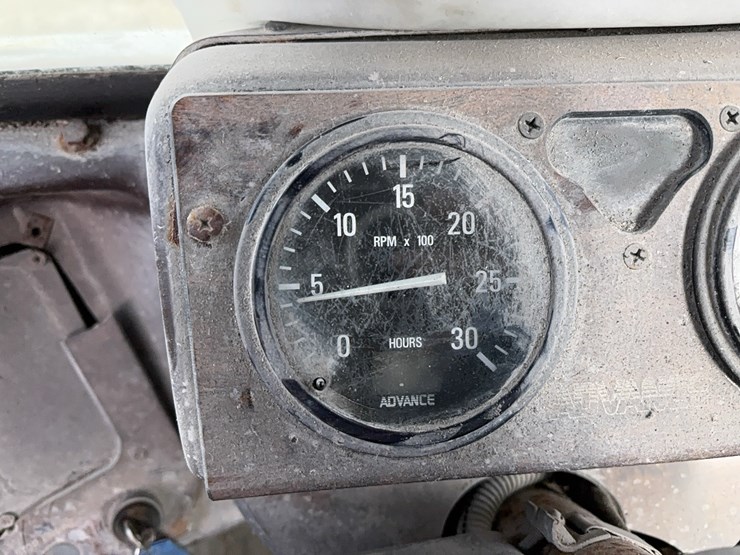 1999-advance-cm3ap6811-concrete-mixer-truck-vn:1a9tac4s8x0007087-image-24