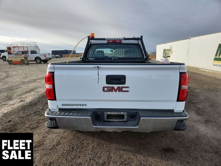 2017-gmc-sierra-1500-image-21
