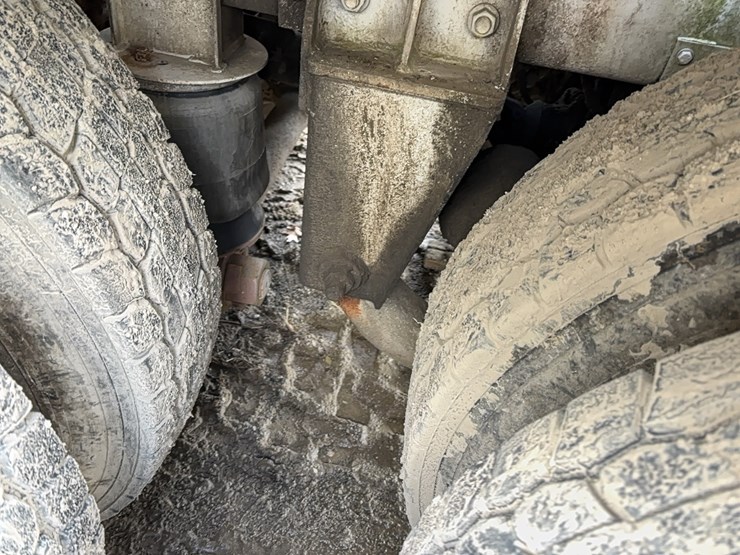 1999-advance-cm3ap6811-concrete-mixer-truck-vn:1a9tac4sxx0007091-image-12