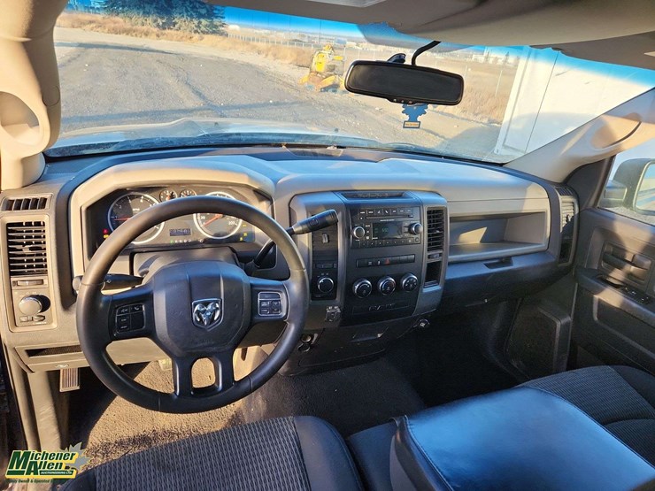 2012-dodge-1500-image-15