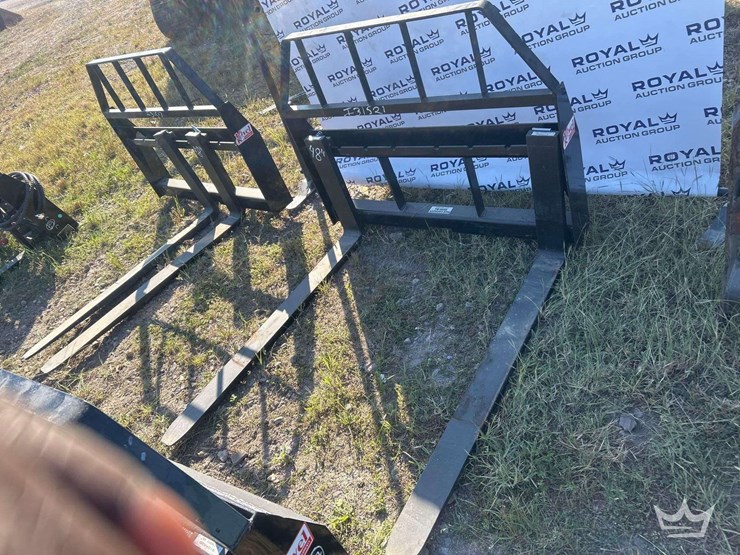 48''-kivel-pallet-fork-attachment-3500-capacity-image-1