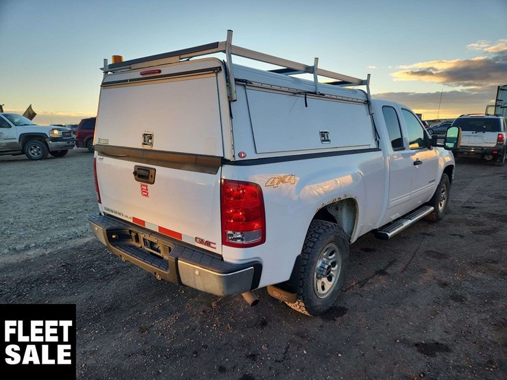 2013-gmc-sierra-1500-sle-image-4