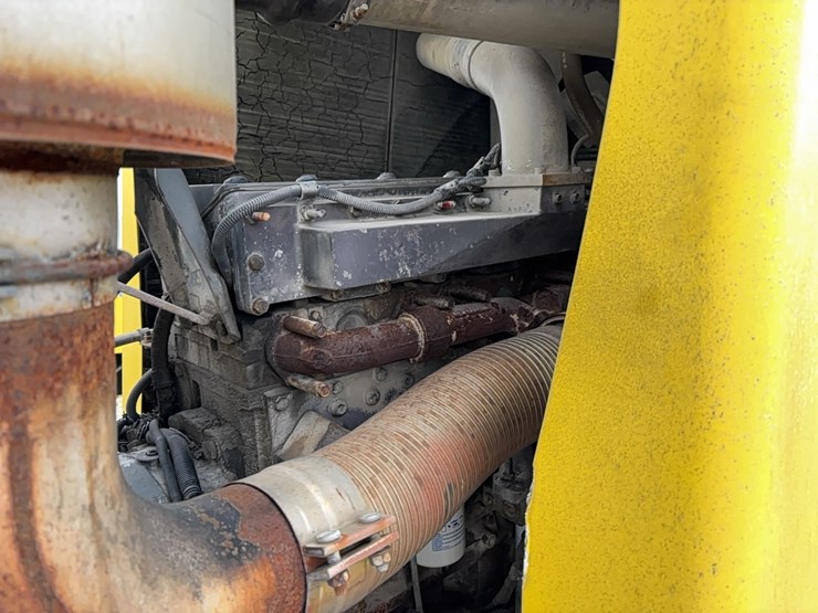 1999-advance-cm3ap6811-concrete-mixer-truck-vn:1a9tac4s9x0007079-image-16