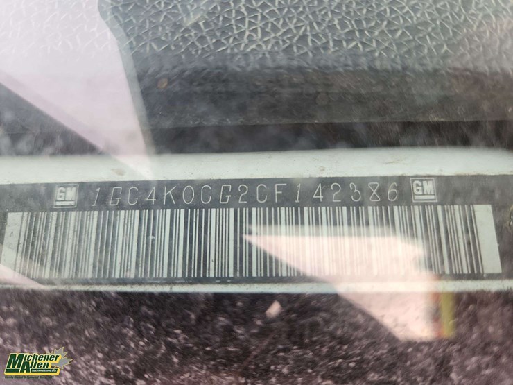 2012-chevrolet-silverado-3500hd-image-14