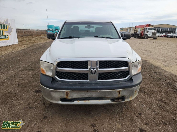 2012-dodge-1500-image-8