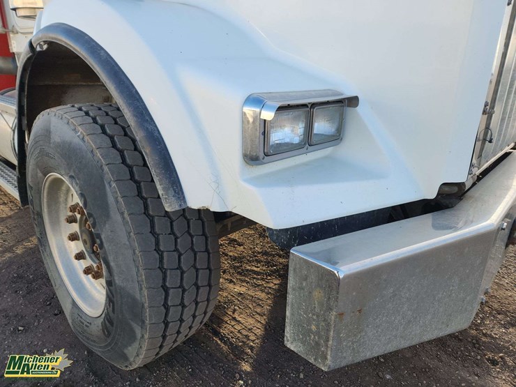 2006-kenworth-t800-image-43