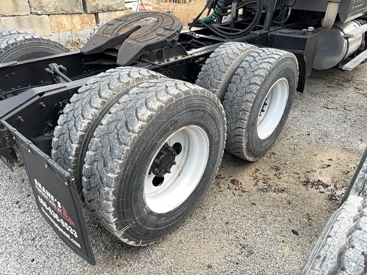 2007-mack-cxn613-truck-tractor-vn:1m1ak06y37n023197-image-6