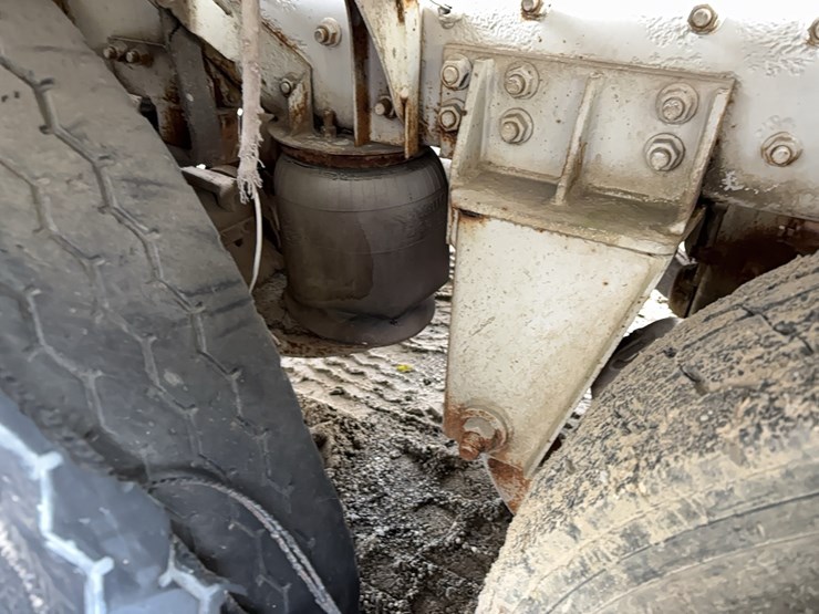 1999-advance-cm3ap6811-concrete-mixer-truck-vn:1a9tac4sxx0007091-image-14