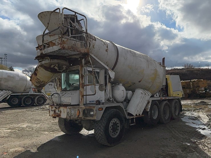 1999-advance-cm3ap6811-concrete-mixer-truck-vn:1a9tac4s8x0007087-image-1