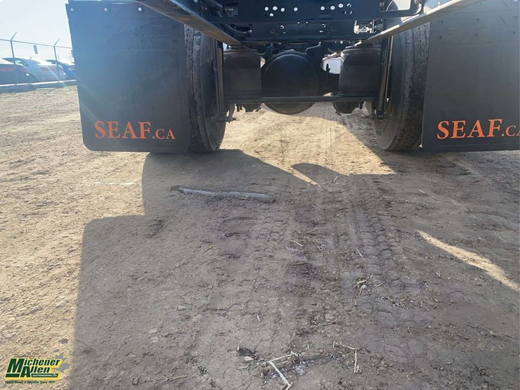 2019-ford-f750-image-9