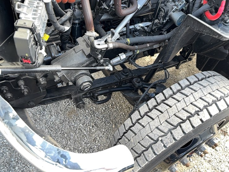 new-unused-chevy-5500-cab-&-chassis-image-22