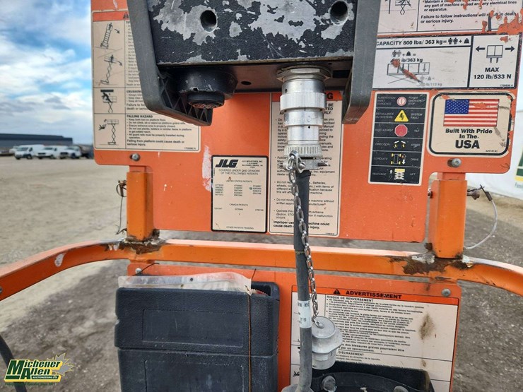 2007-jlg-2030es-image-23