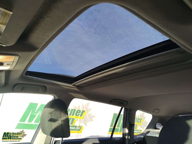 2011-toyota-rav4-image-14