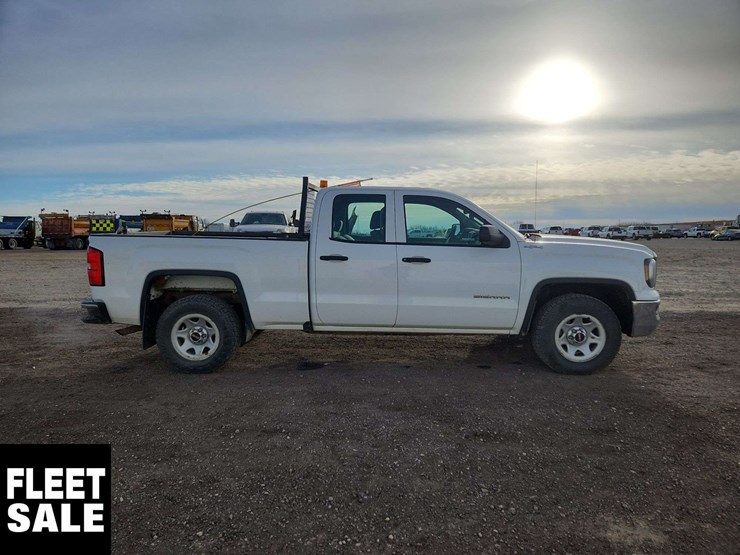 2017-gmc-sierra-1500-image-23