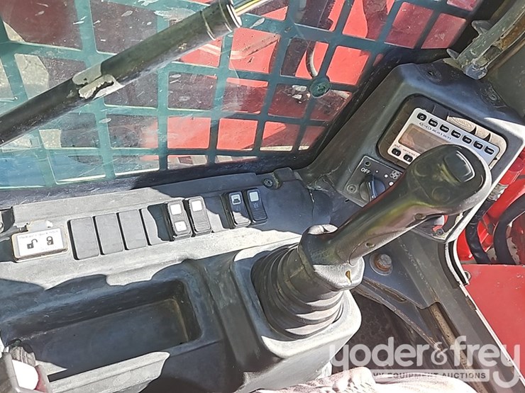 2018-takeuchi-tl12r2-image-22