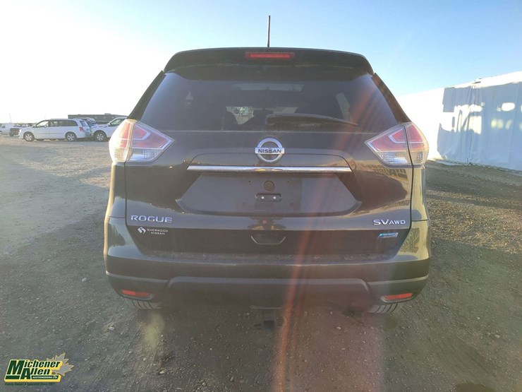 2014-nissan-rogue-image-17