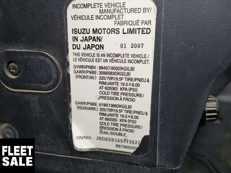 2007-gmc-w5500-image-19