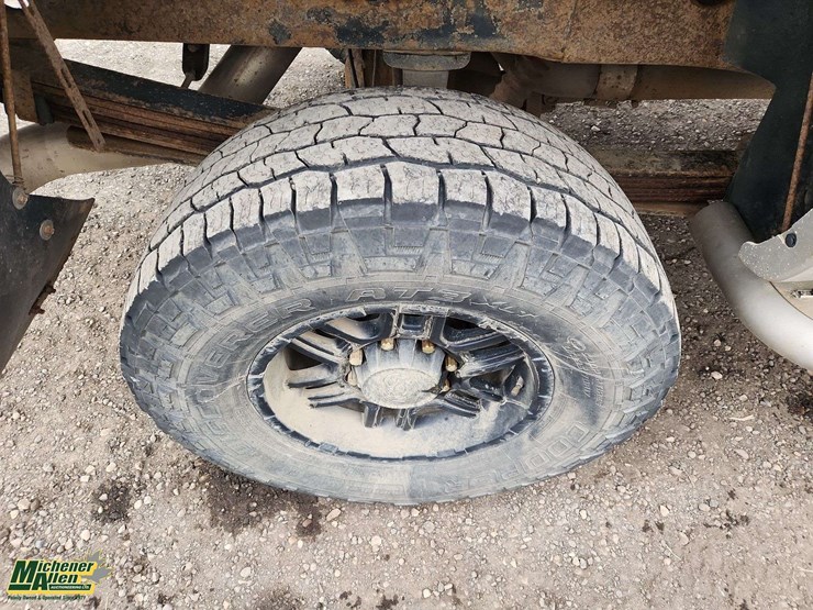 2006-chevrolet-silverado-2500hd-image-14