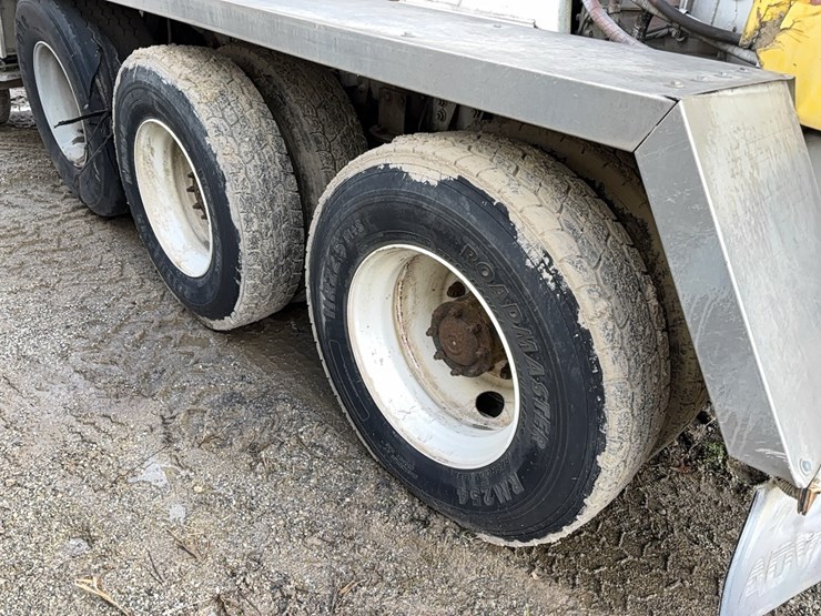 1999-advance-cm3ap6811-concrete-mixer-truck-vn:1a9tac4sxx0007091-image-11