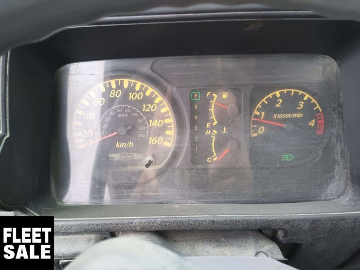 2007-gmc-w5500-image-13