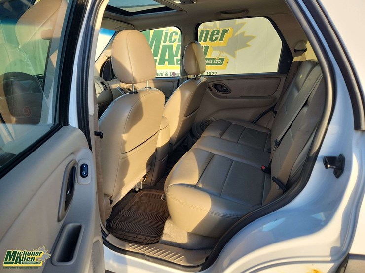 2005-ford-escape-xlt-image-26