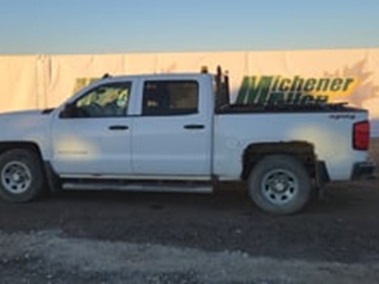 2018-chevrolet-silverado-1500-image-5