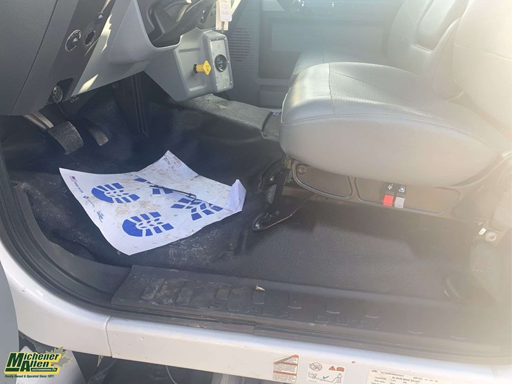 2019-ford-f750-image-29