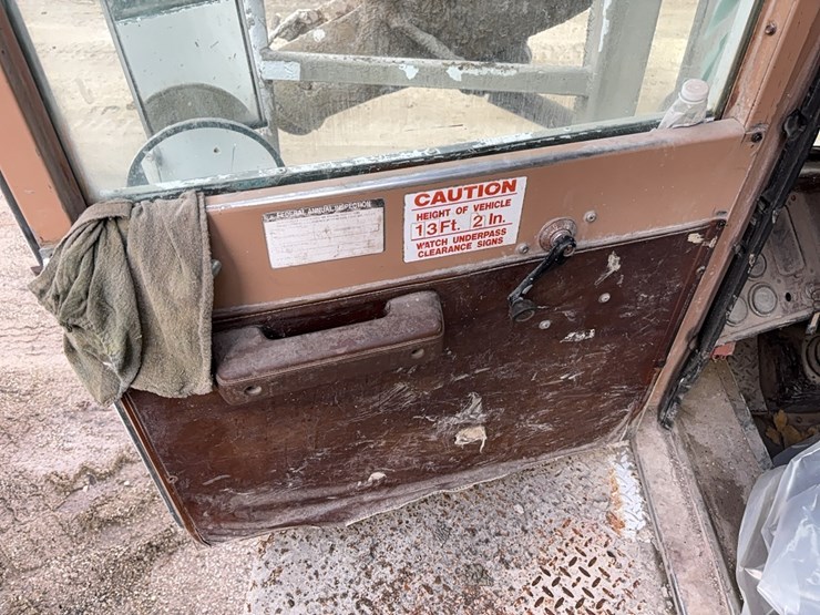 1999-advance-cm3ap6811-concrete-mixer-truck-vn:1a9tac4sxx0007091-image-19