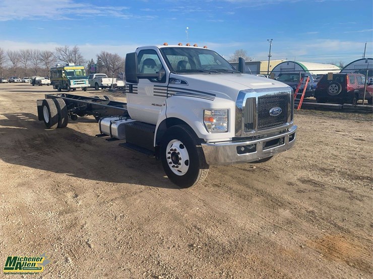 2019-ford-f750-image-4