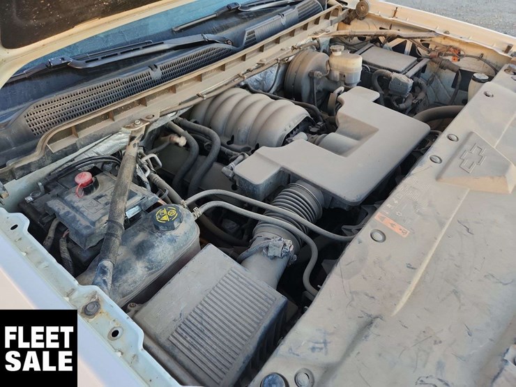 2018-chevrolet-silverado-1500-image-30