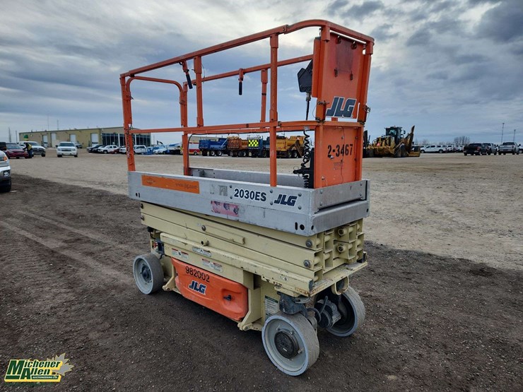 2007-jlg-2030es-image-4