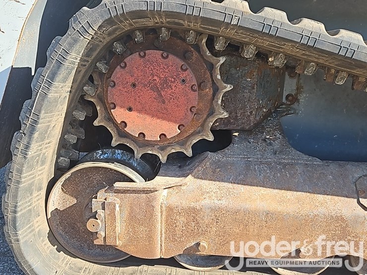 2018-takeuchi-tl12r2-image-8