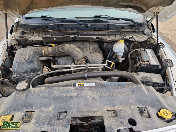 2012-dodge-1500-image-28