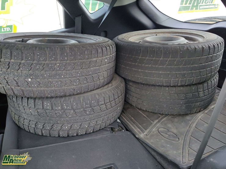 2010-hyundai-tucson-image-16