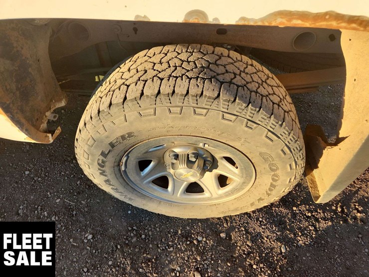 2018-chevrolet-silverado-1500-image-15