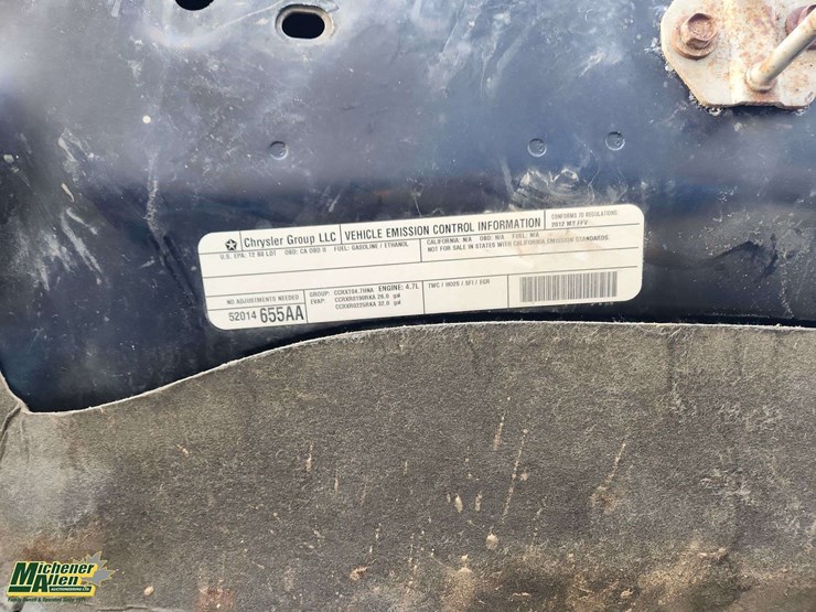 2012-dodge-1500-image-28