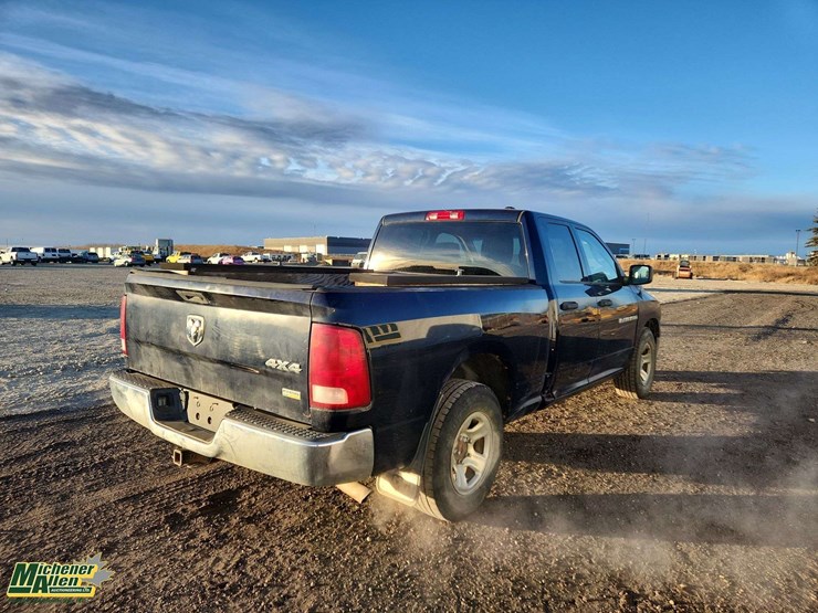 2012-dodge-1500-image-4