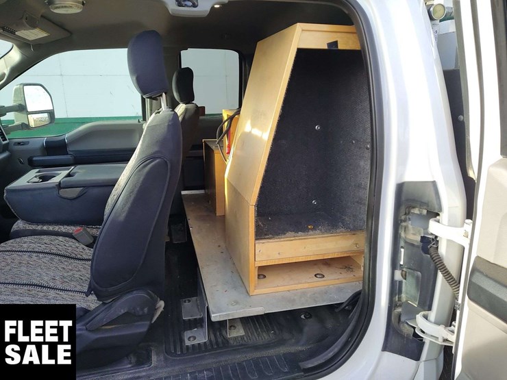 2019-ford-f550-image-16