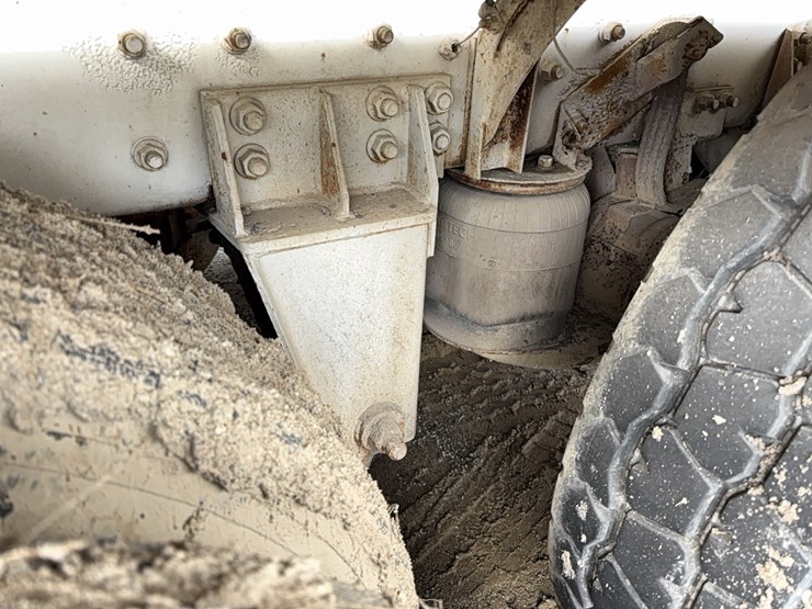 1999-advance-cm3ap6811-concrete-mixer-truck-vn:1a9tac4sxx0007091-image-6